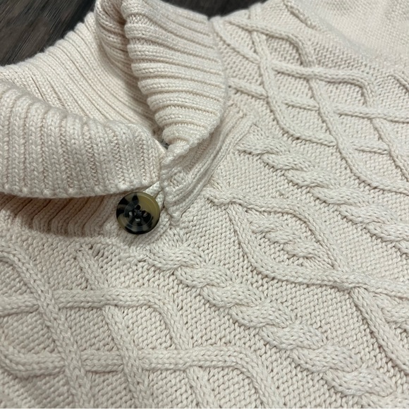 Old Navy Chunky Cable Knit with Toggle Pullover Sweater - Picture 2 of 5